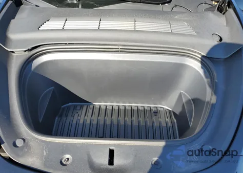 2025 Tesla Model Y z USA, uszkodzony, nr VIN 7SAYGDEDXSA373844